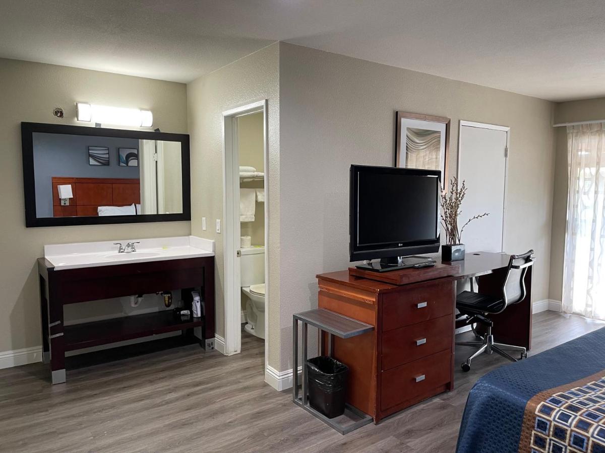 Hotel Bel Air Motor Tustin